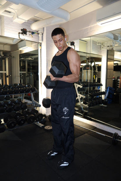 Model is 6'1 wearing a XL